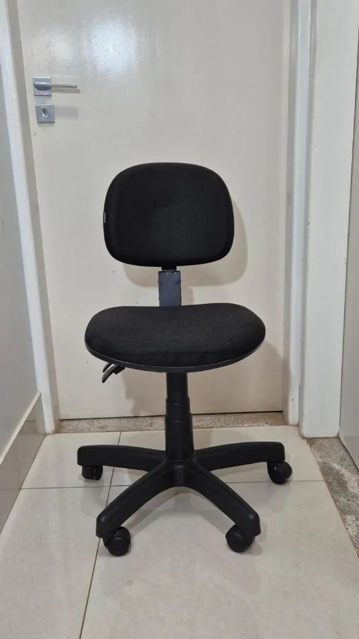 CADEIRA DE ESCRITÓRIO 