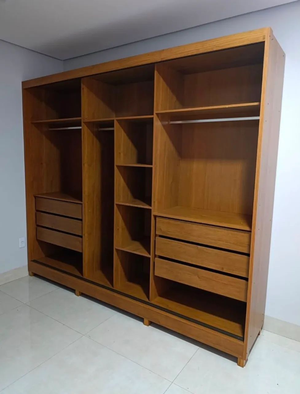 Guarda Roupa Diamond 2.42x2.41m - Foto 2