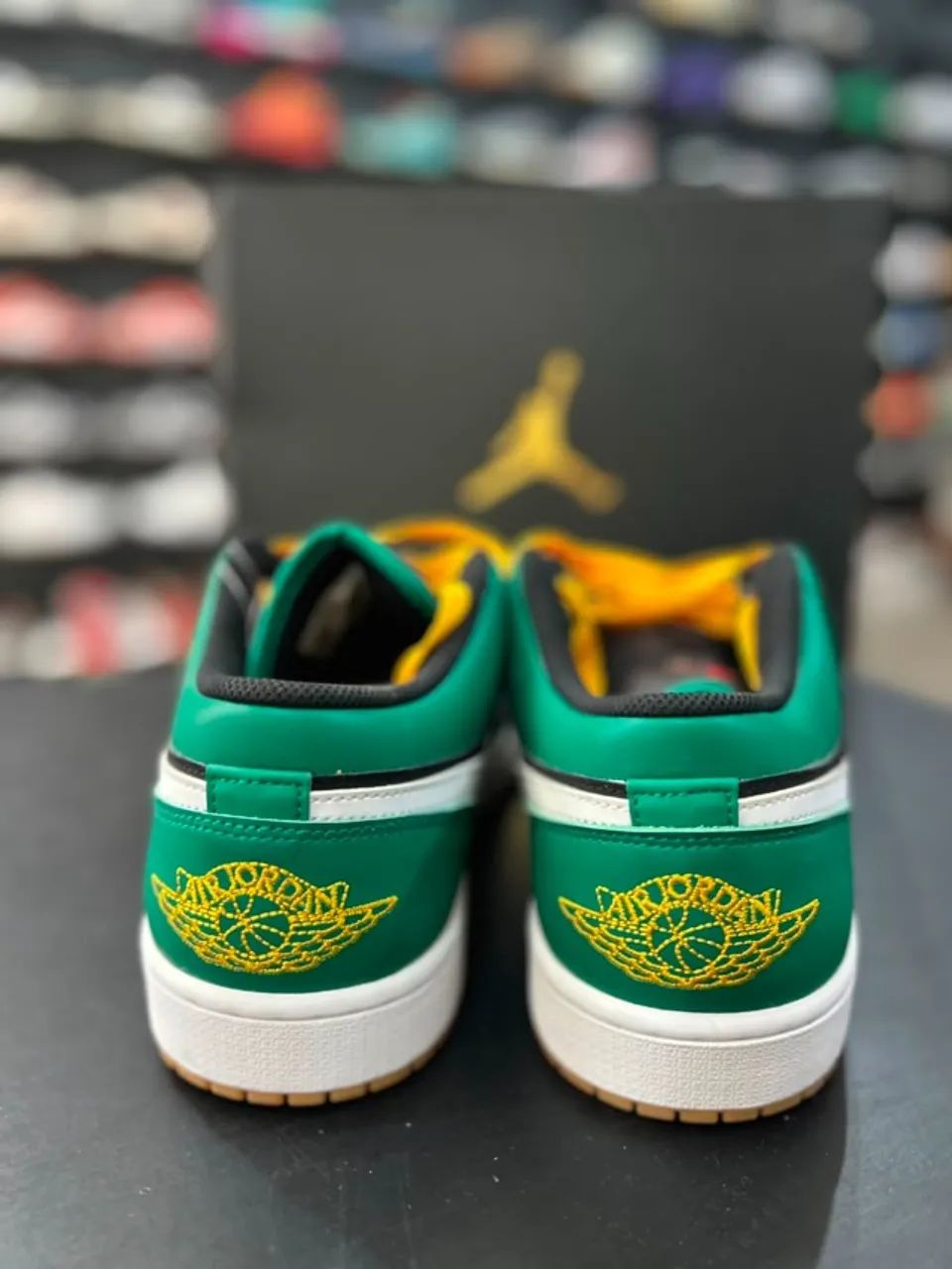 AIR JORDAN 1 LOW "CHRISTMAS" - Foto 5
