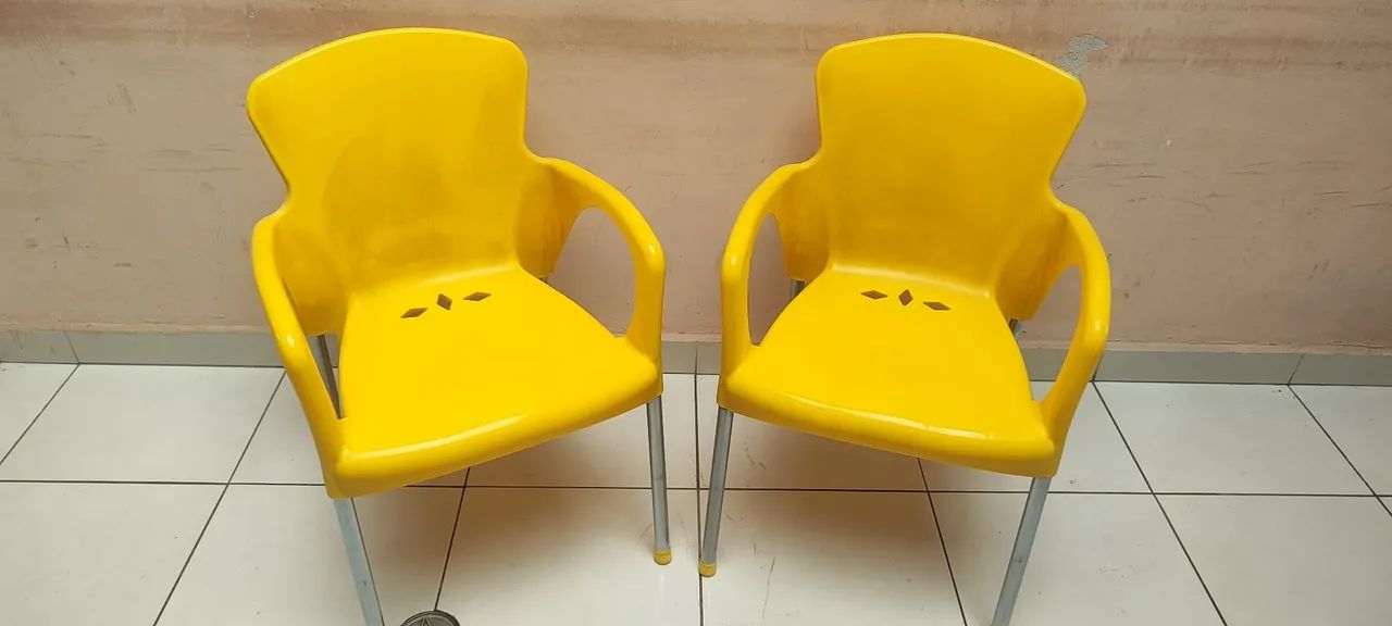 2 Poltronas Cromo Colors ( valor das duas )
