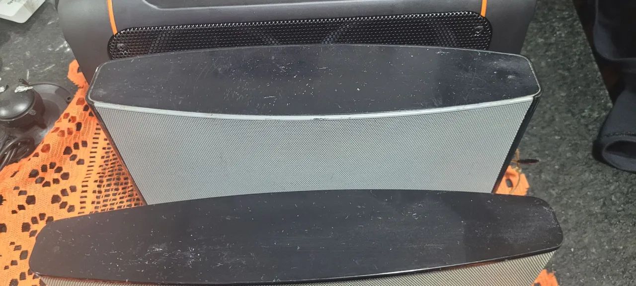 Caixas de som Bose preço de desapego. 320,00 cada. - Foto 2