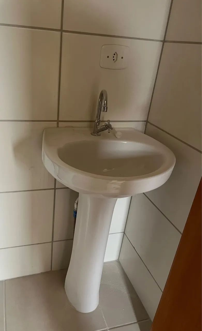KIT TANQUE + LAVATÓRIO + VASO COM CAIXA NOVOS - Foto 3