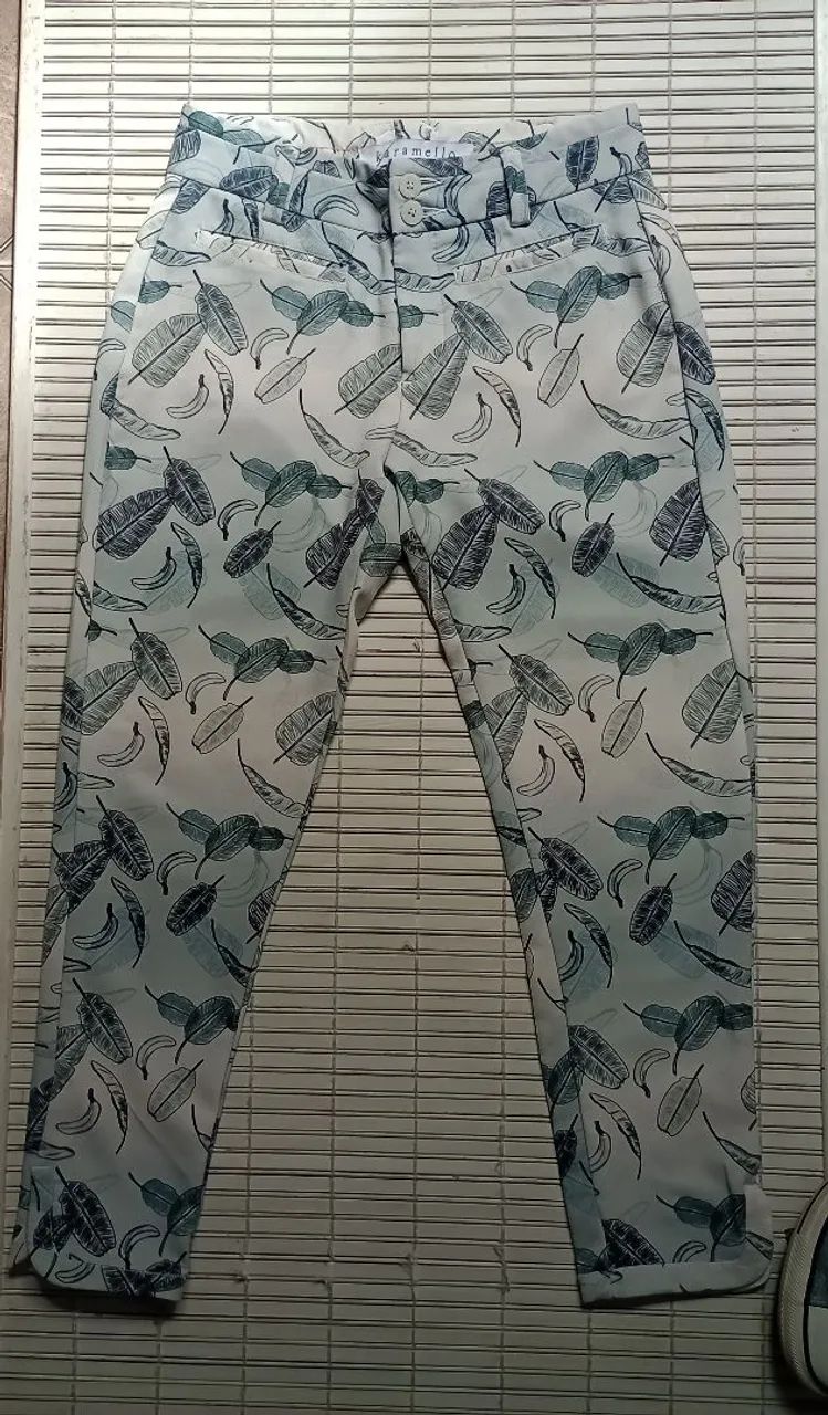 Calça Capri Karamello 