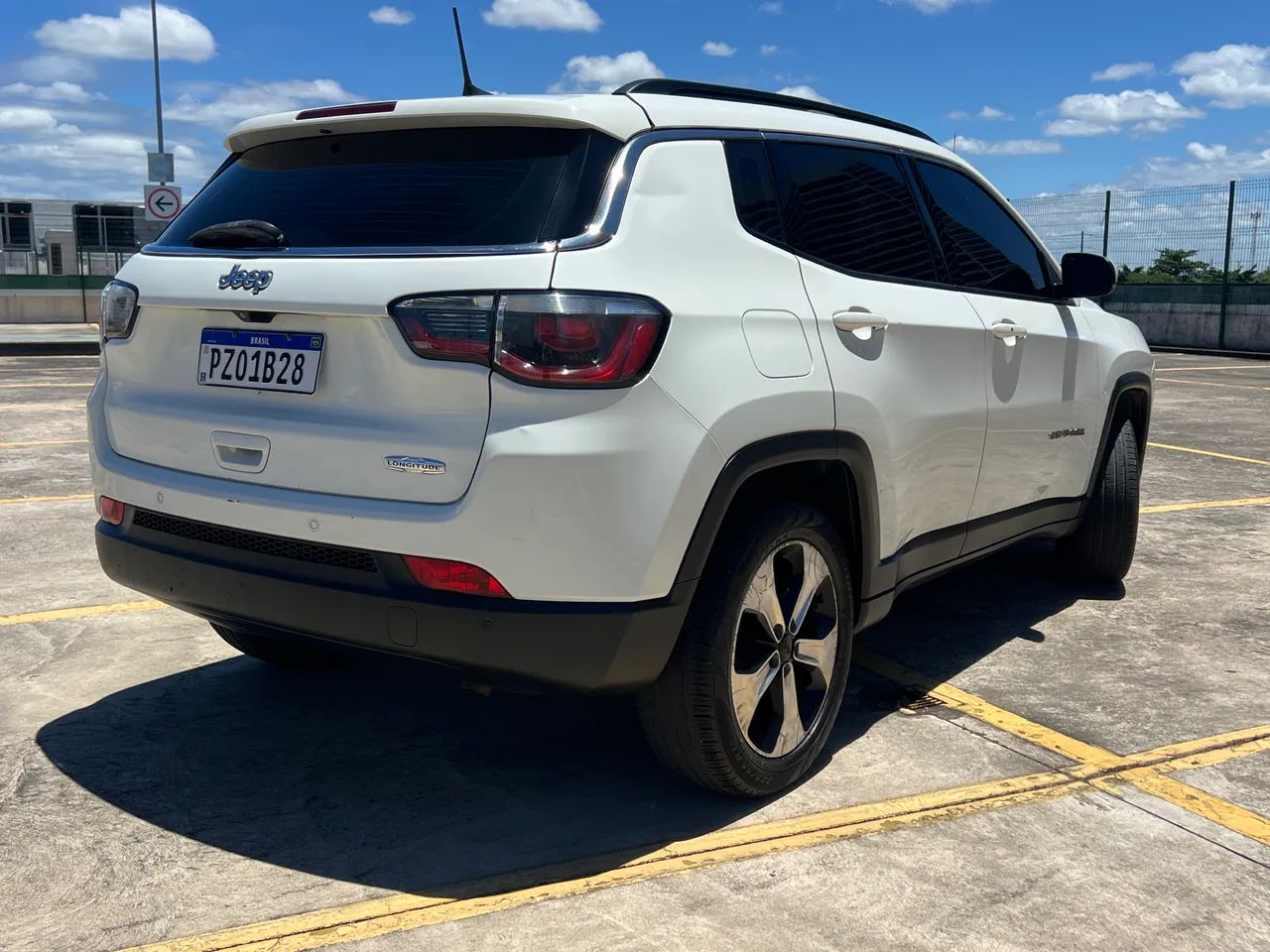Jeep Compass Longitude 2.0 4X2 Flex 16V Aut. 2017 - Foto 2