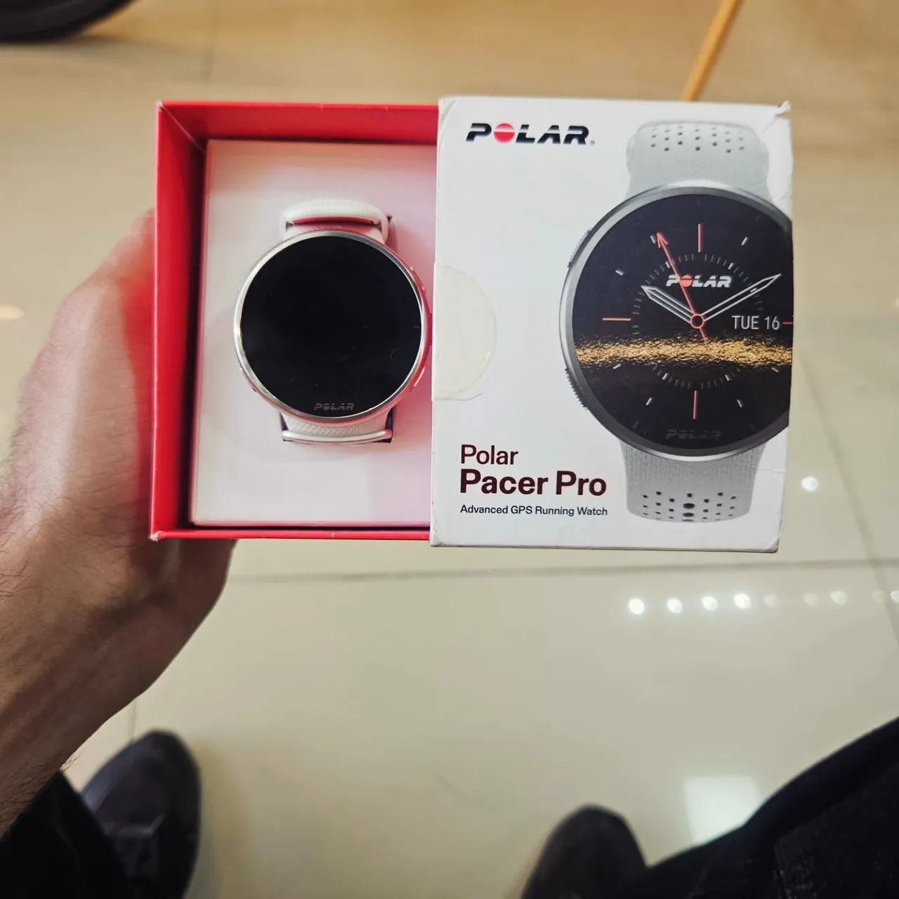 Smartwatch polar pro  - Foto 2