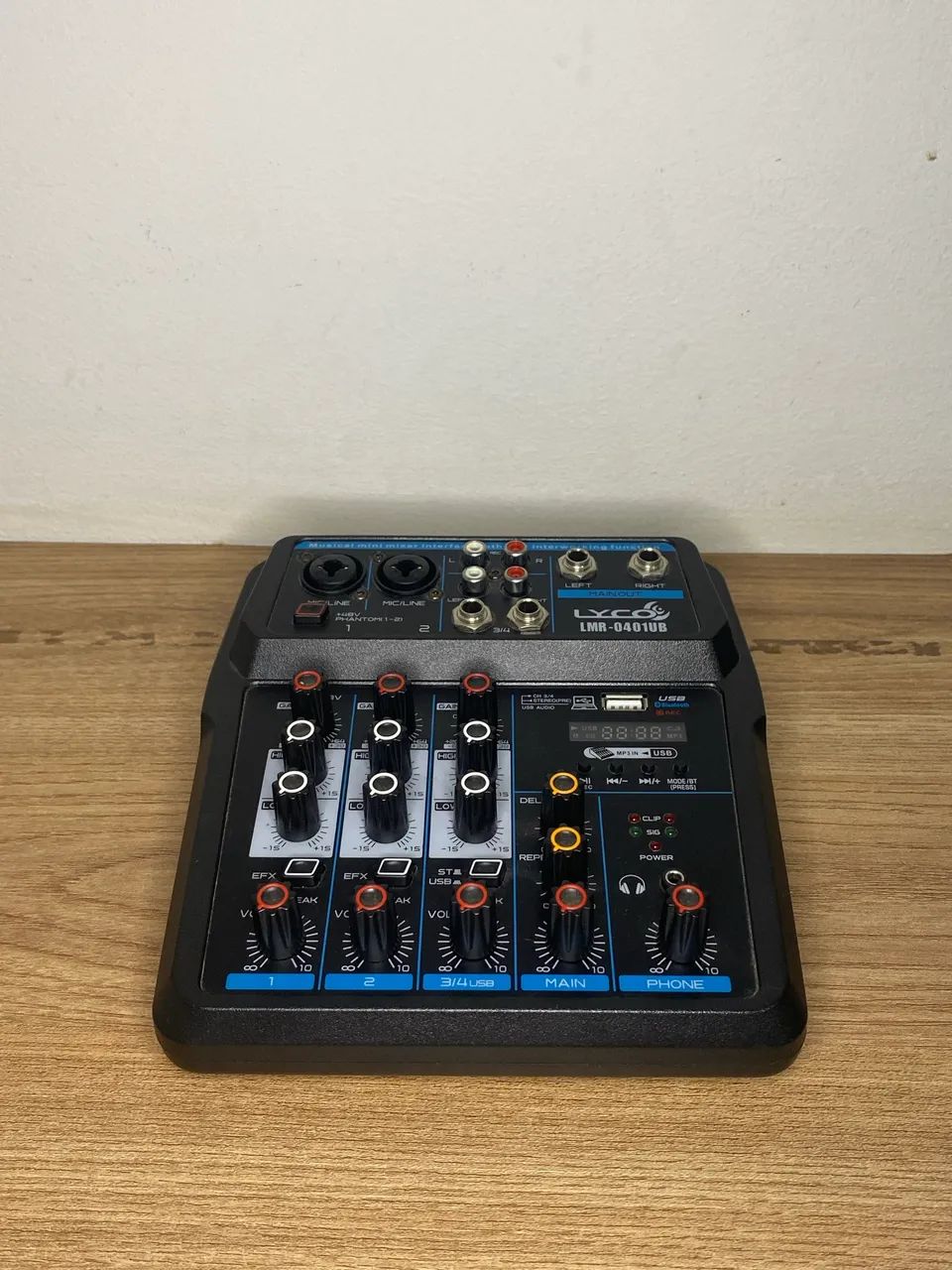 Interface de Audio - LYCO LMR-0401UB