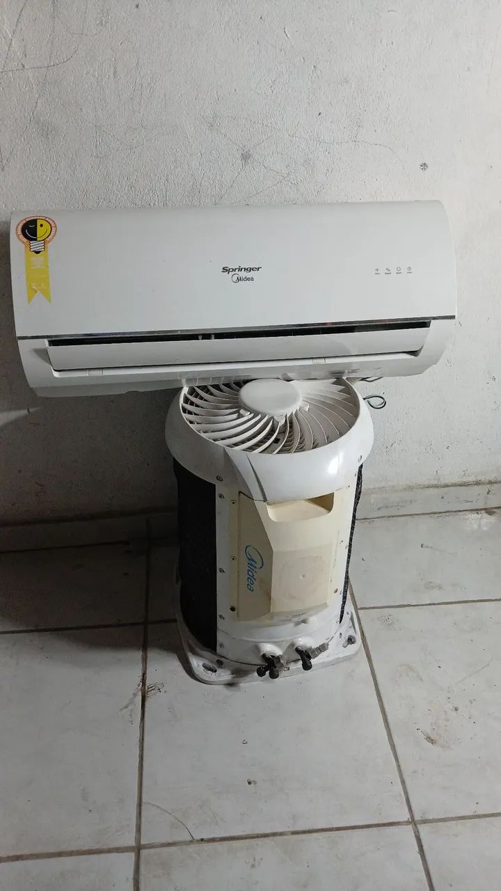 Ar condicionado já estalado 