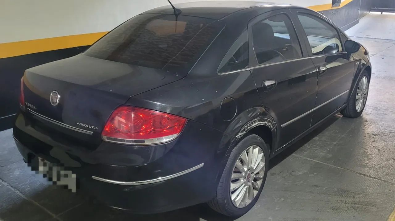 Fiat Linea Absolute 1.9/1.8 Flex Dualogic 4P 2011 - Foto 5