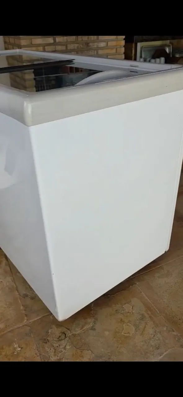 Freezer expositor horizontal esmaltec