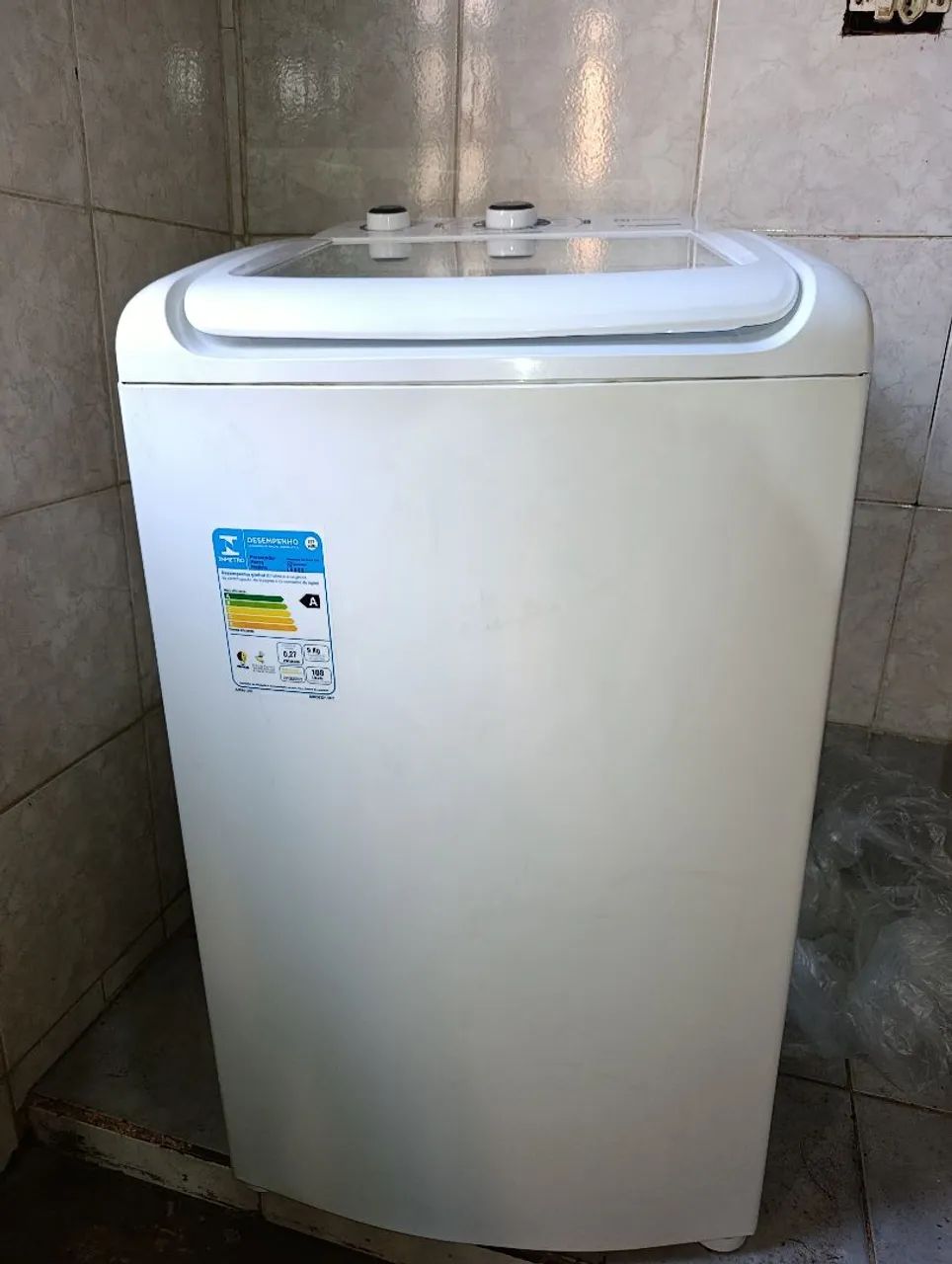 Máquina de lavar nova