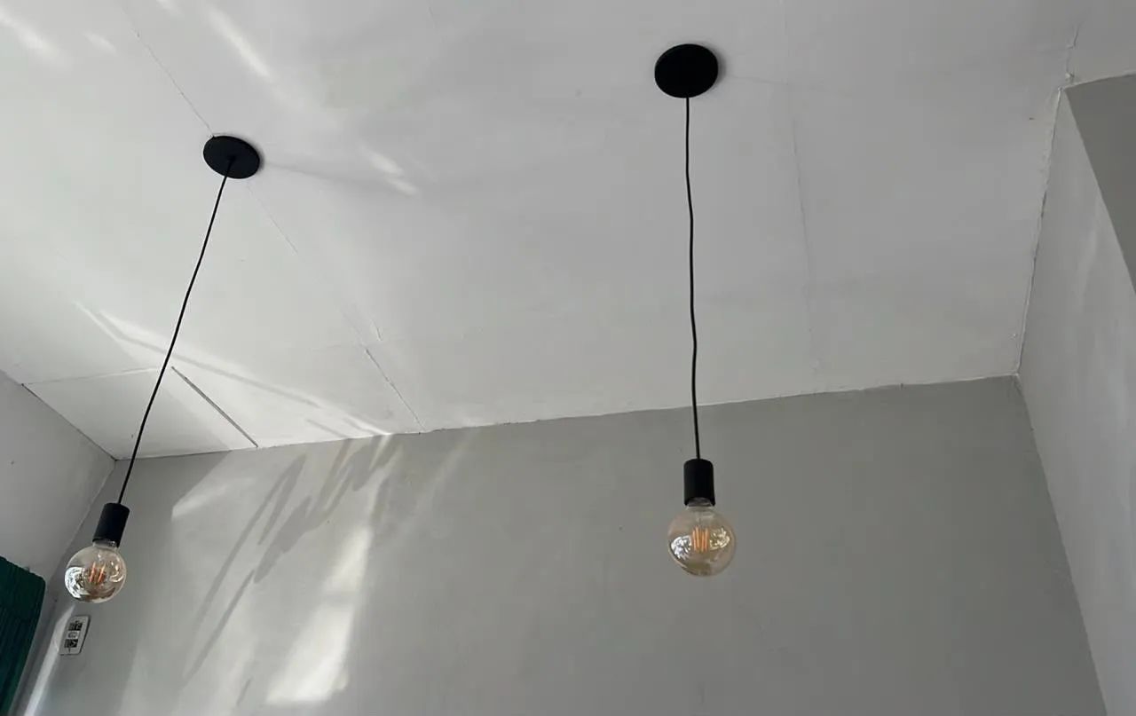 2 Pendentes com lâmpada inclusa  - Foto 2