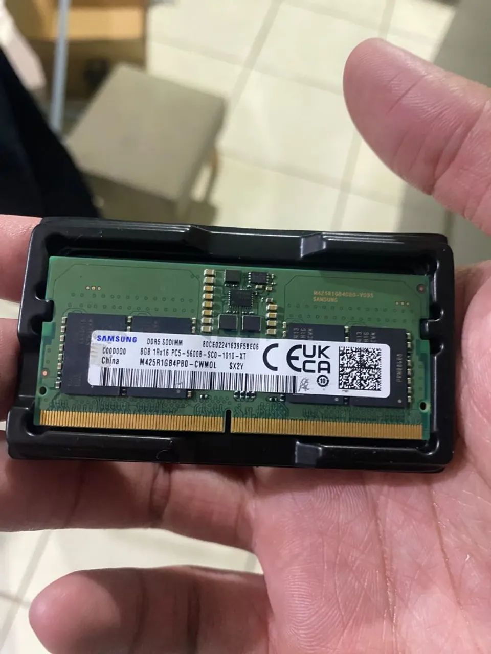 Memória RAM Samsung 8 GB DDR5 5600 MHz SO-DIMM para notebook