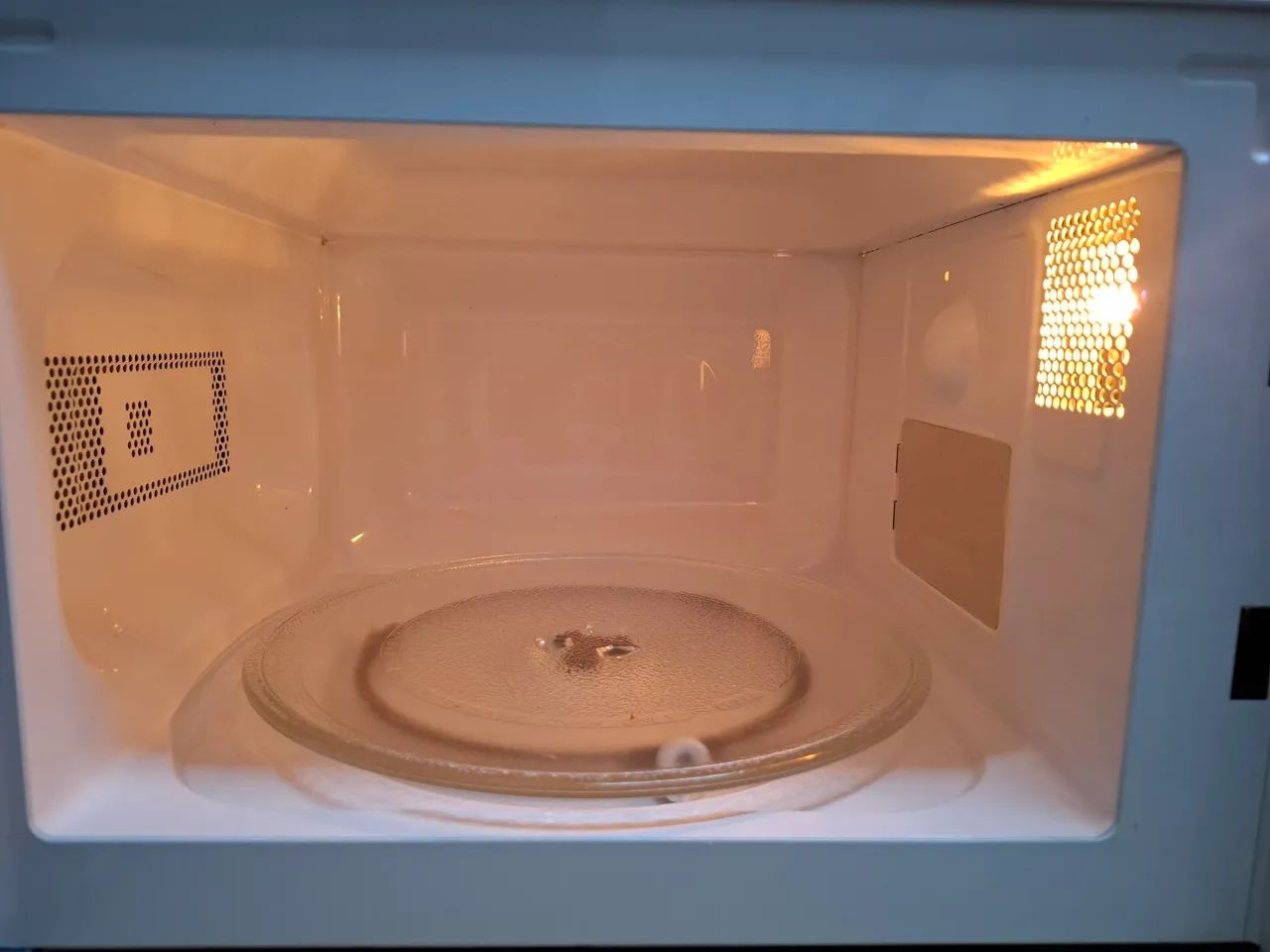 Micro-ondas Mídea 20l - Foto 3