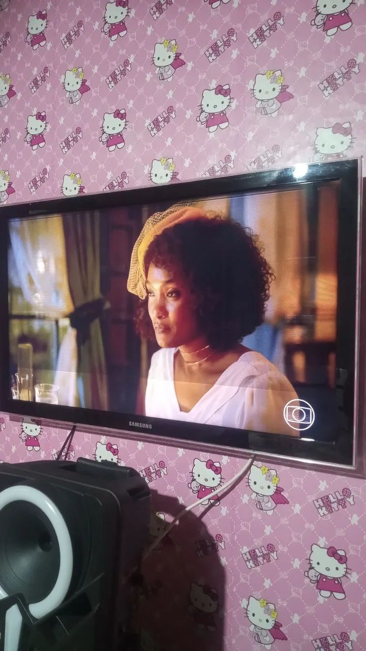 TV Samsung 32 polegadas não é smart funcionando mas tem que tirar todo o brilho  - Foto 5