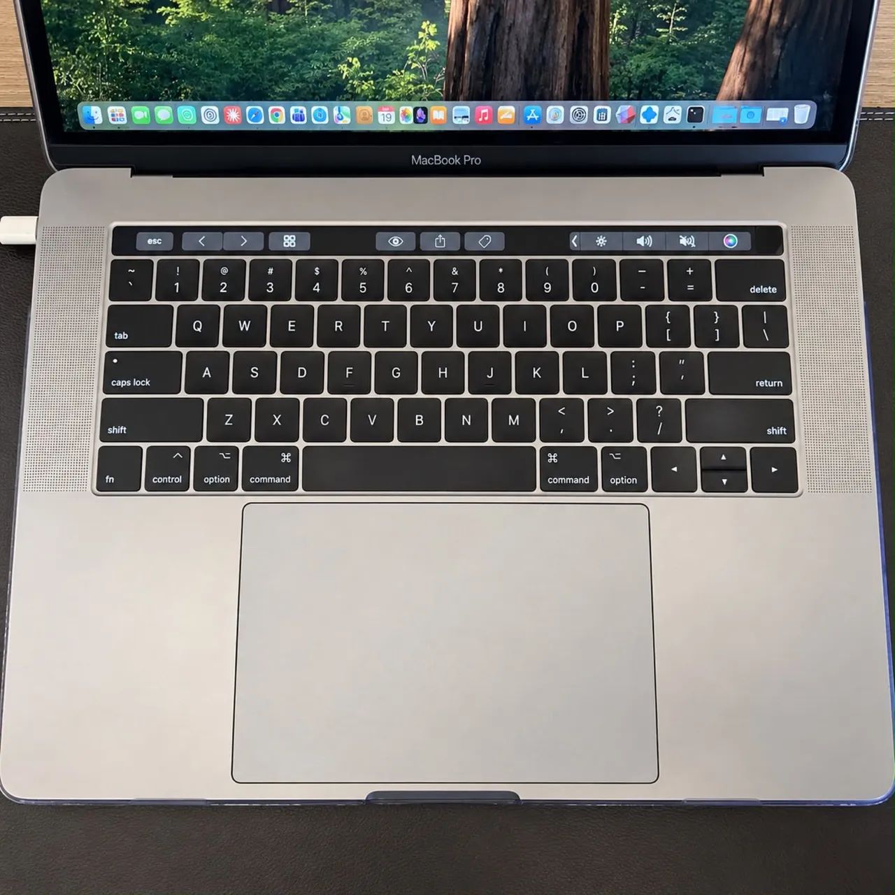 MacBook Pro 15? 2019 i9 | 16GB | SSD 512GB | Radeon Pro 560X 4GB +