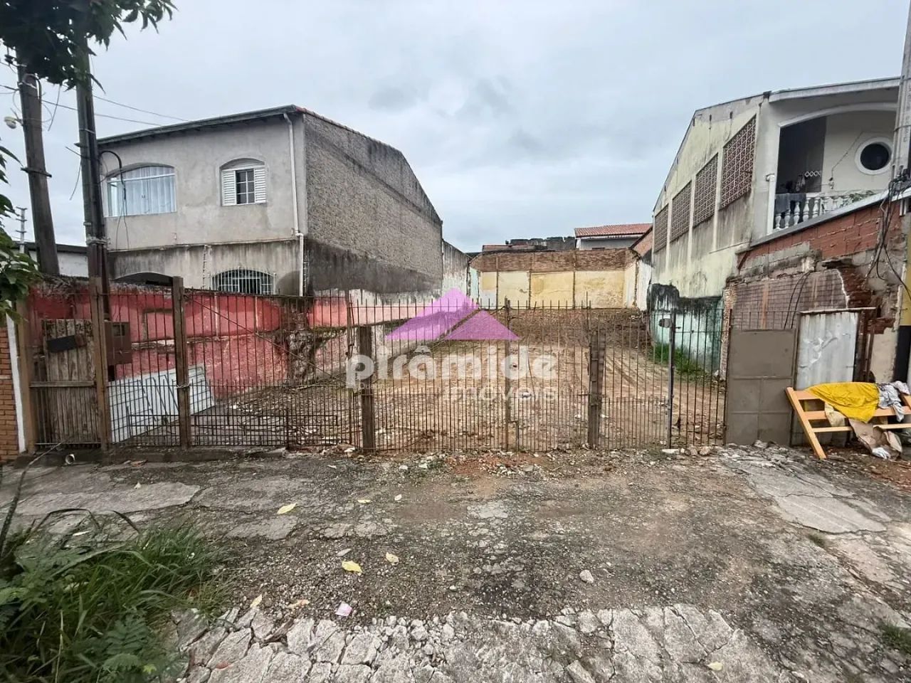 Terreno para alugar, 322 m² por R$ 2.052/mês - Jardim Telespark - São José dos Campos/SP
