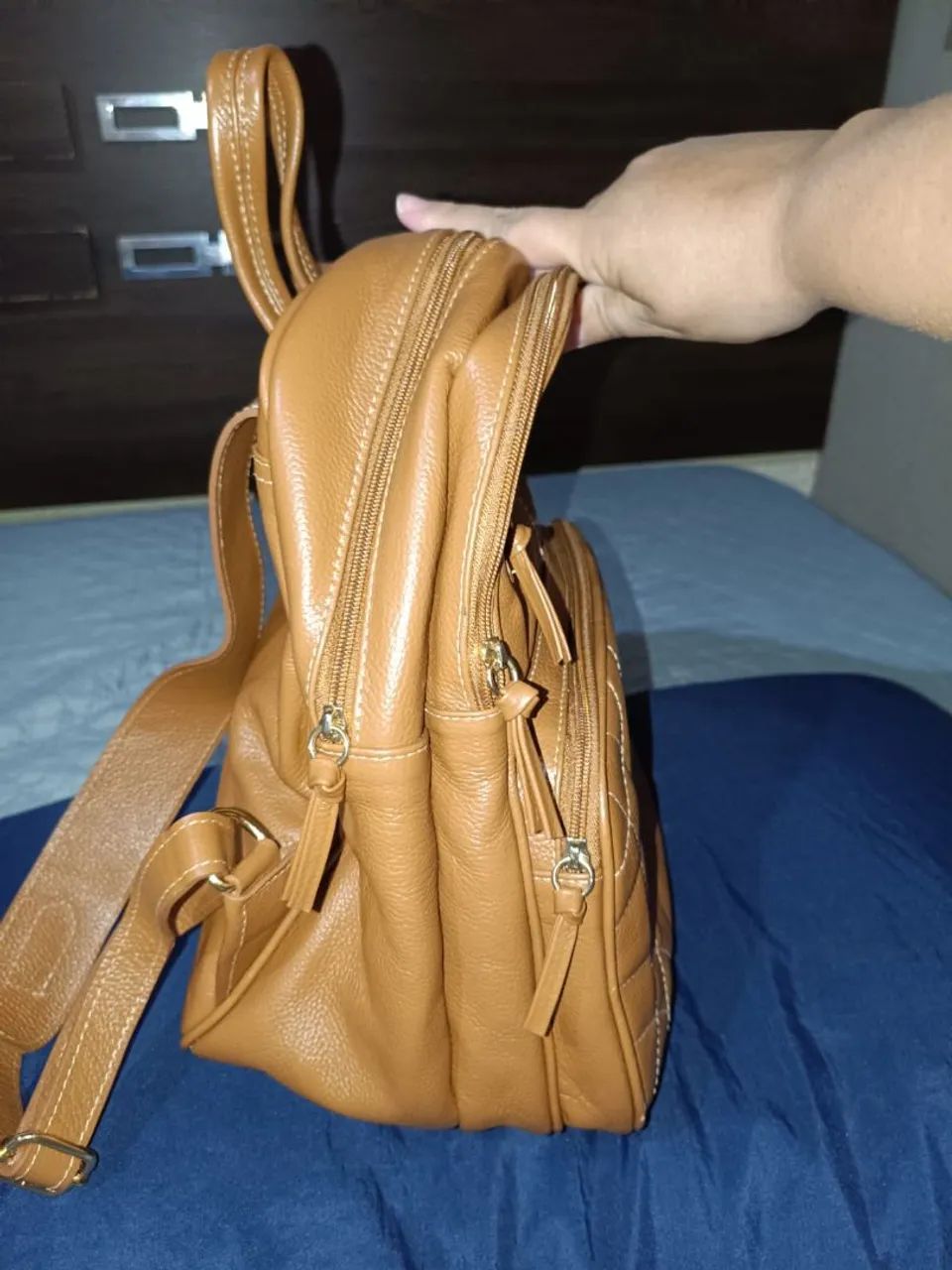 Vende-se mochila da marca couro café  - Foto 2