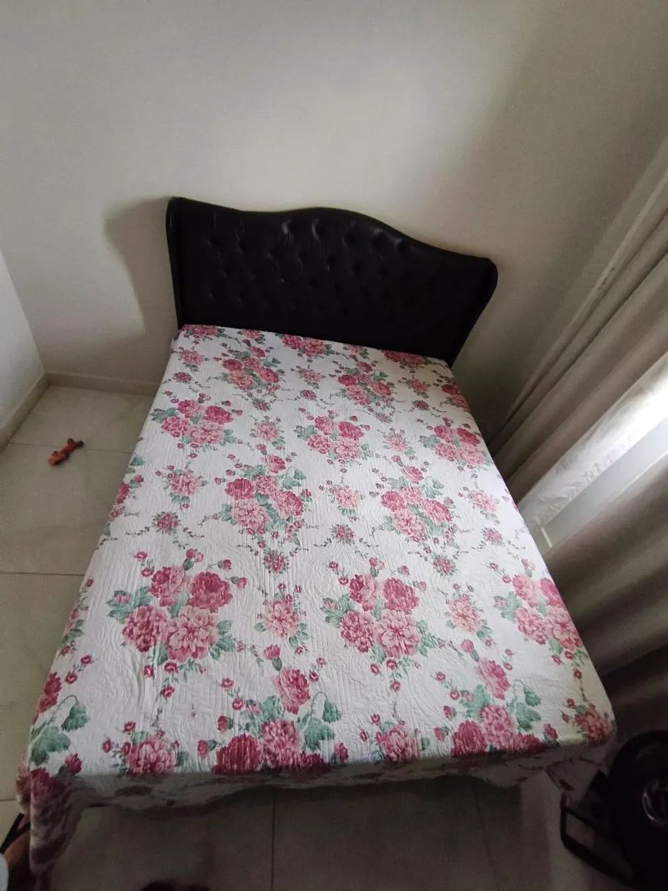 Cama Queen + Cabeceira de Brinde