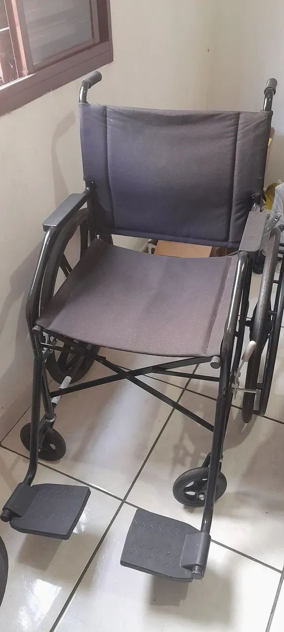 Cadeira de rodas  - Foto 5