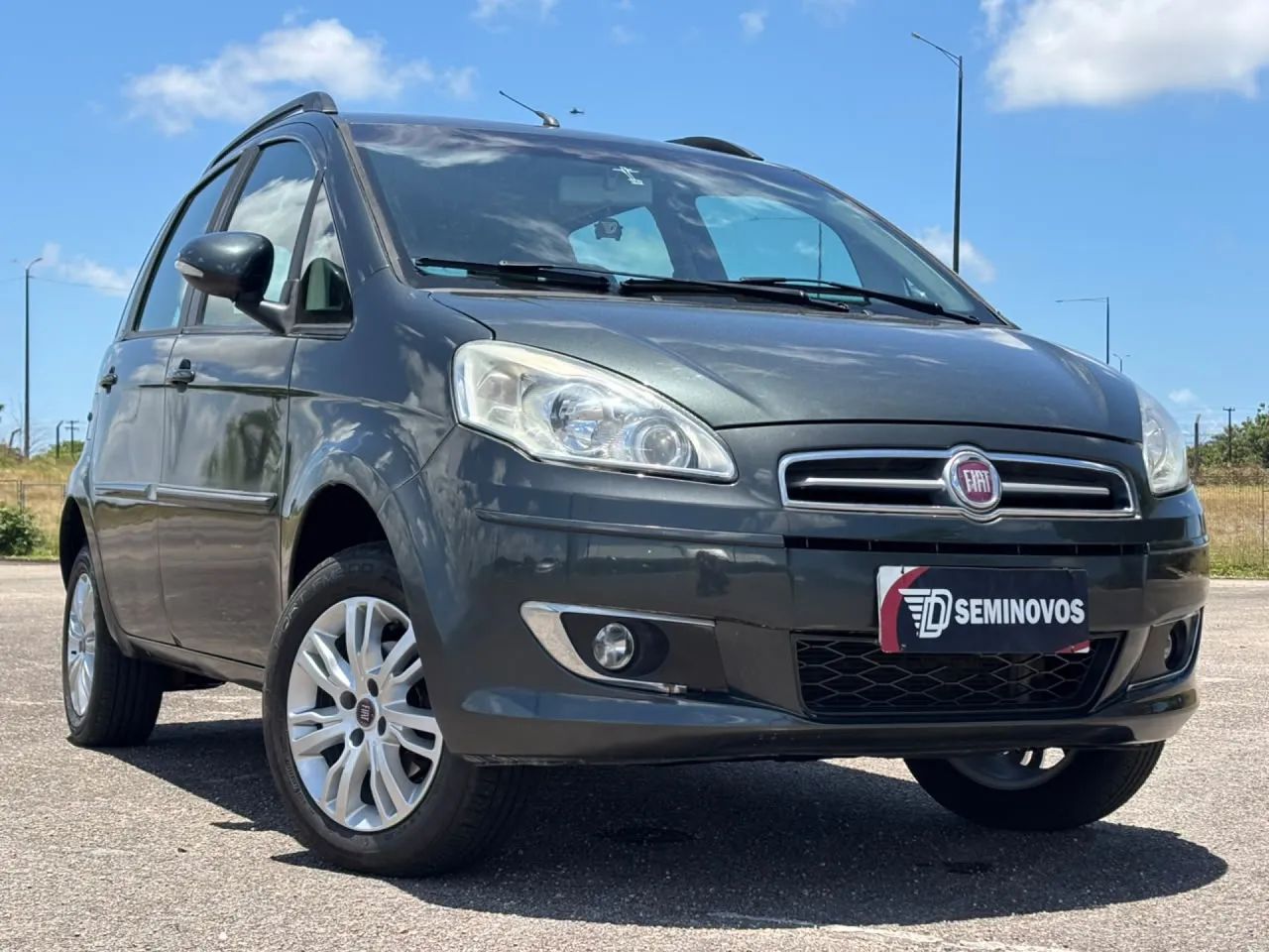 Fiat Idea ATTRACTIVE 1.4 8V FLEX 2015