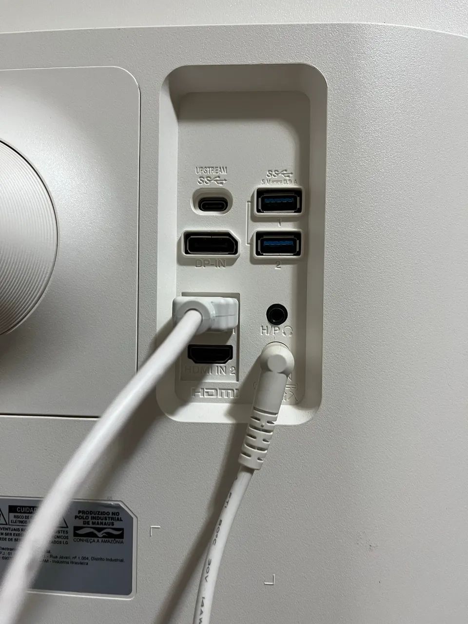 Monitor LG 32 polegadas 4K 60hz com hub USB/Thunderbolt - Foto 3