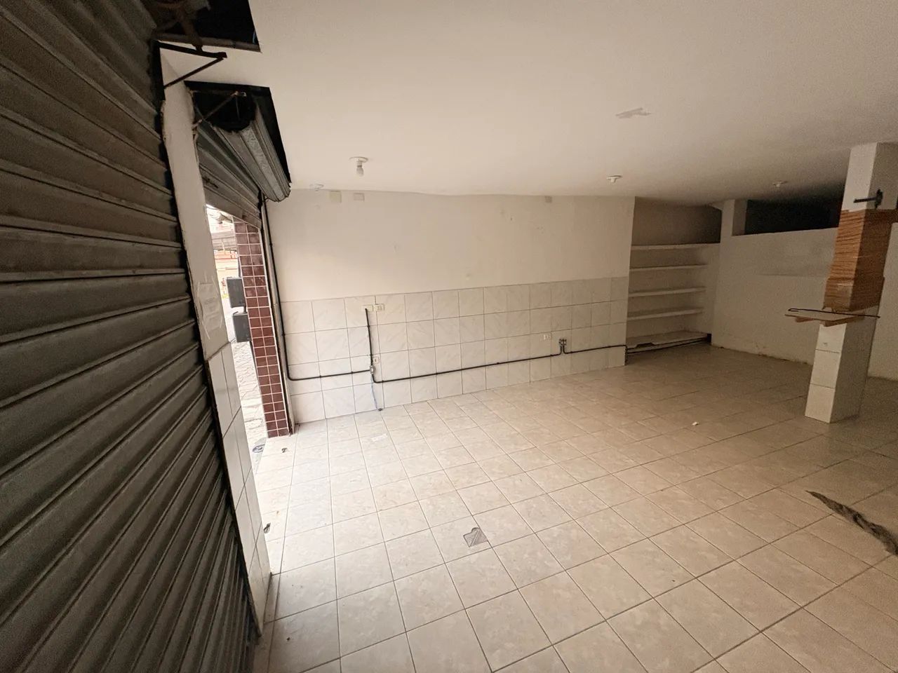 Alugo Ponto Comercial 90m2 TAMBAÚ  - Foto 5