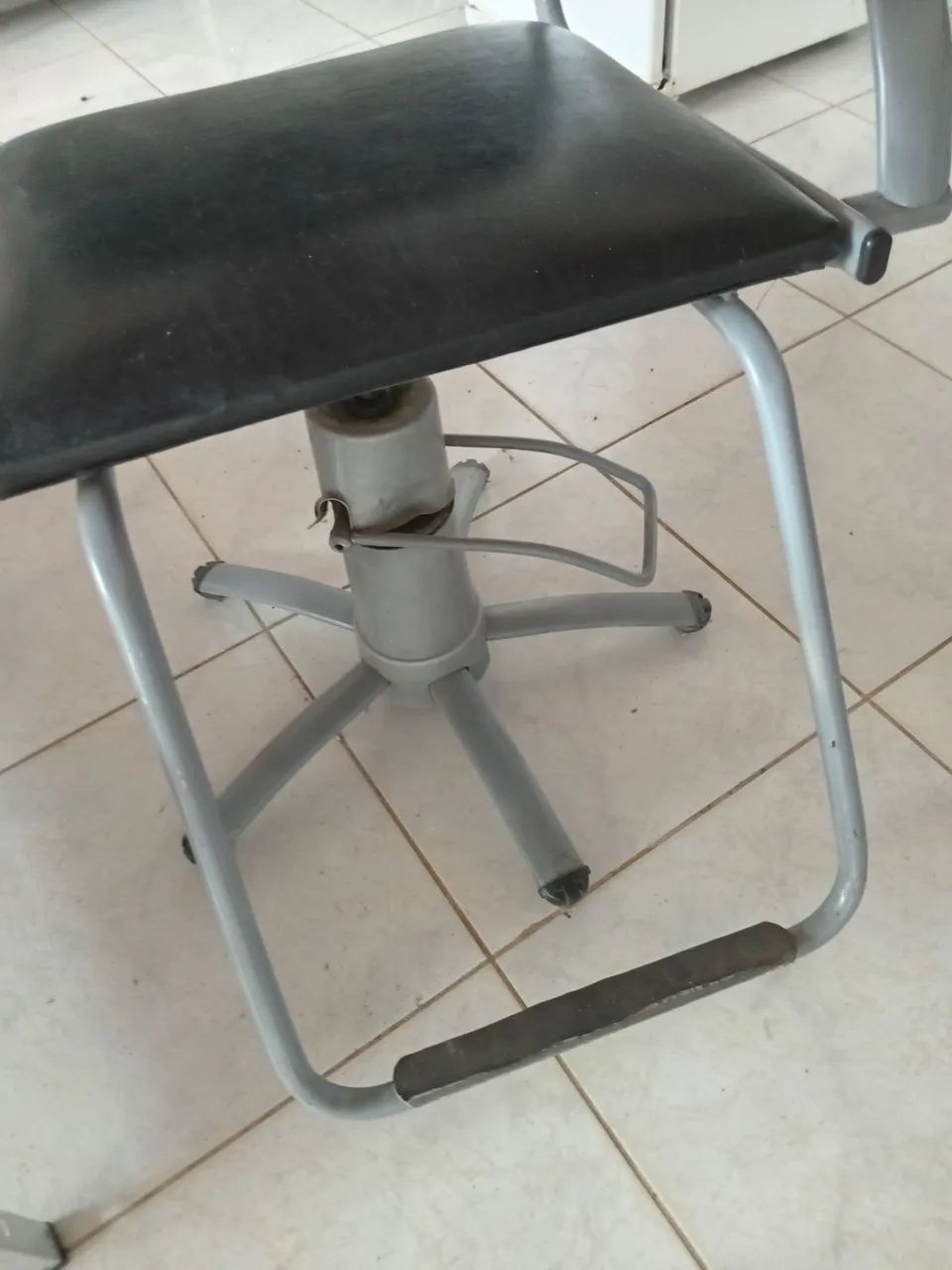 Cadeira de cabeleireiro  - Foto 3