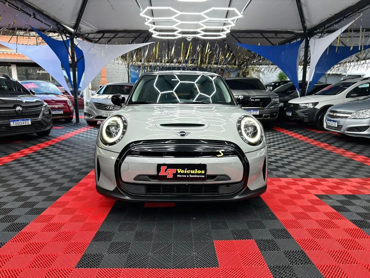 Mini Cooper SE Exclusive 3P (elétrico) 2022 - Foto 2