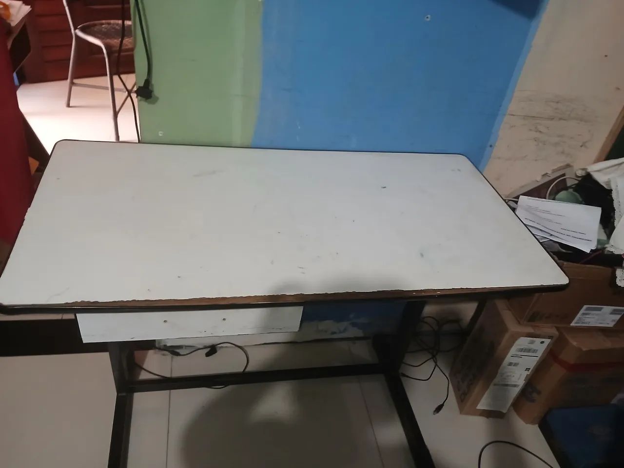 Mesa Escrivaninha com Gaveta