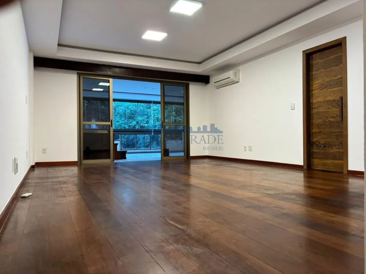 Jardim Oceânico  157 m² | 3 Quartos (1 Suíte) | Varanda com Jacuzzi e Churrasqueira | 2 Va - Foto 7