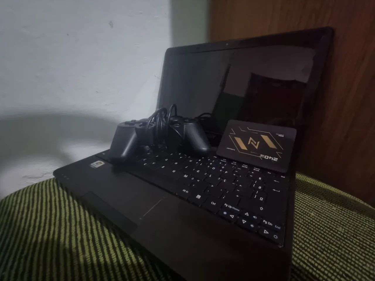 Notebook/gamer retro