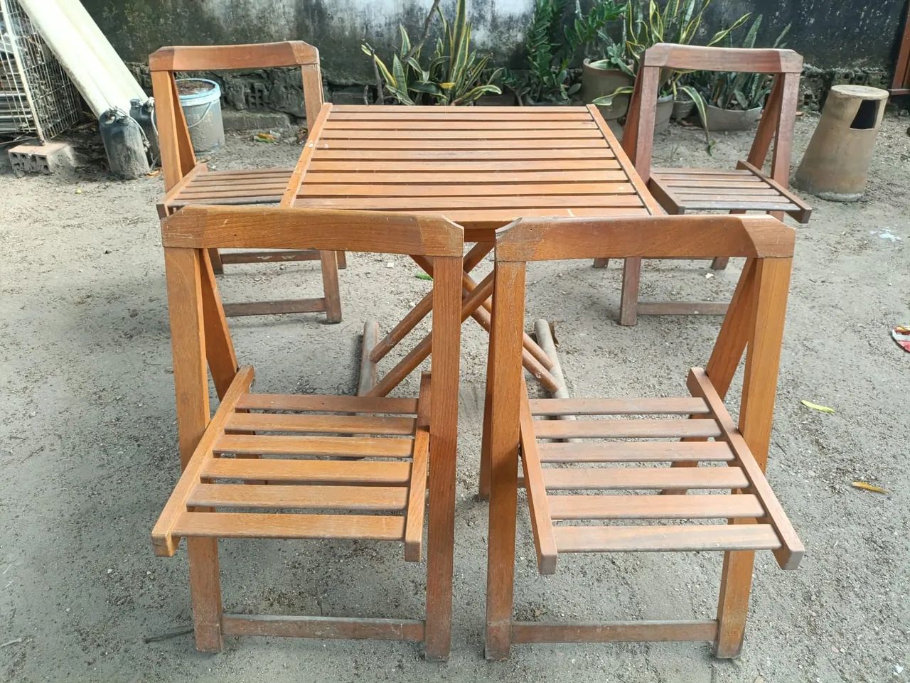 Mesa e cadeiras - Foto 2