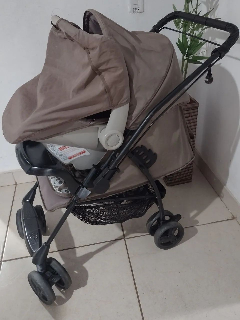 Carrinho com bebê conforto  - Foto 4