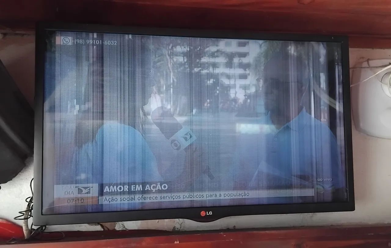 Tv LG, 32 pol. Tela c/ defeito, pra retirada de peças.  - Foto 3
