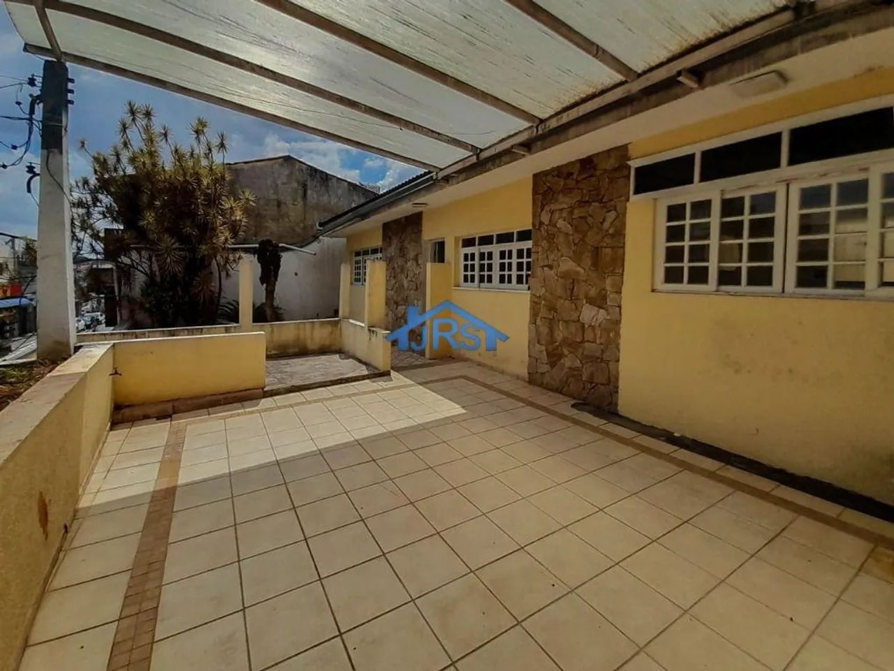 Casa à venda e para alugar em Barueri, Jardim dos Camargos, com 2 quartos, com 170 m²