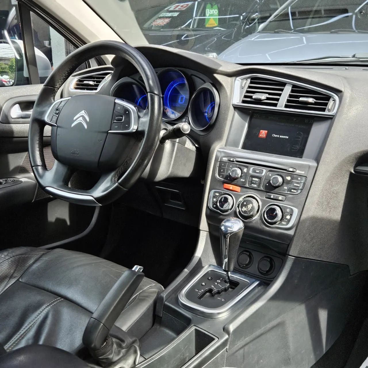 Citroën C4 Lounge Exclusive 1.6 Turbo Flex Aut., foto 12 de 20
