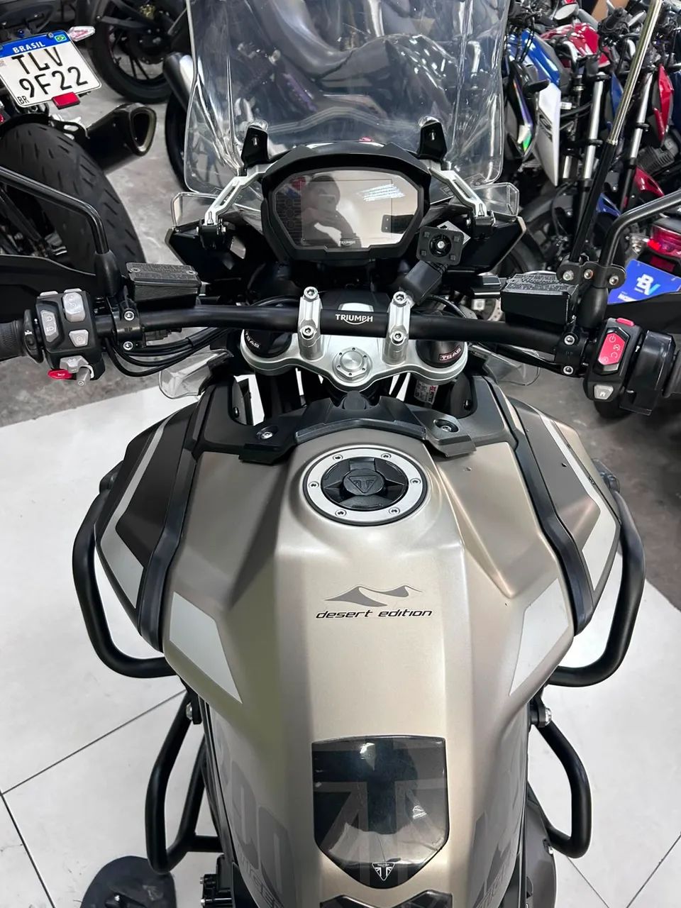 TRIUMPH TIGER 1200 DESERT EDITION - Foto 5
