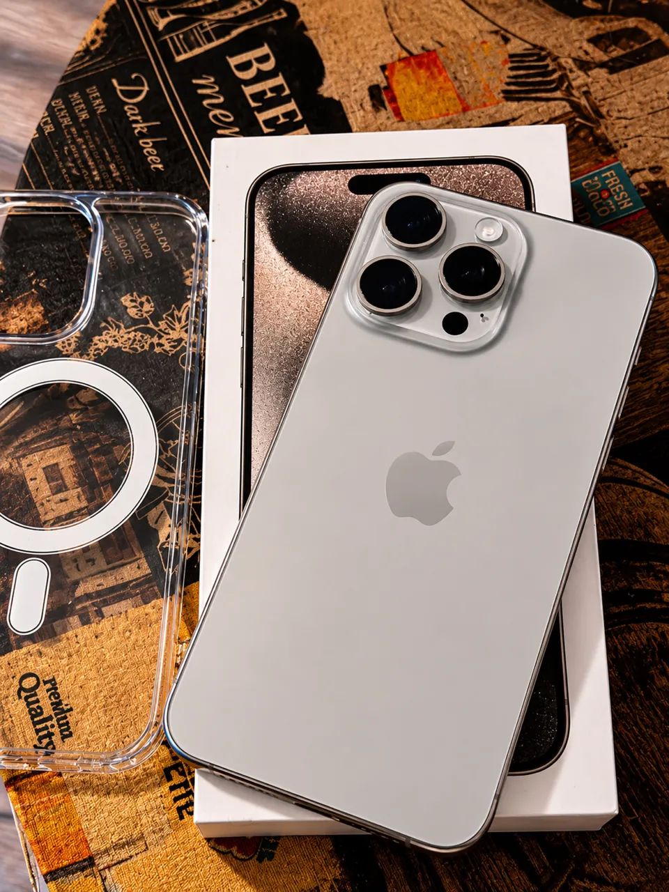 Apple iPhone 15 Pro Max 256GB，美品，バッテリー99 iPhone 15 Pro Max 256GB - Celulares e Smartphones - Taguatinga Sul