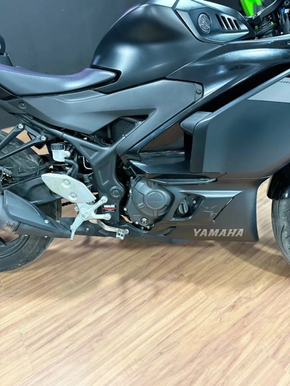 YAMAHA R3 - Foto 5