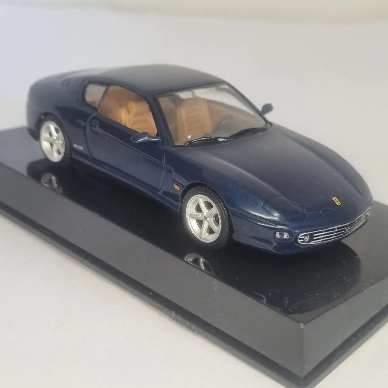 Ferrari 456 mini escala 1:43
