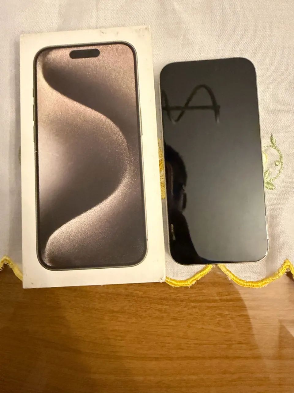 iPhone 15 Pro Natural Titanium