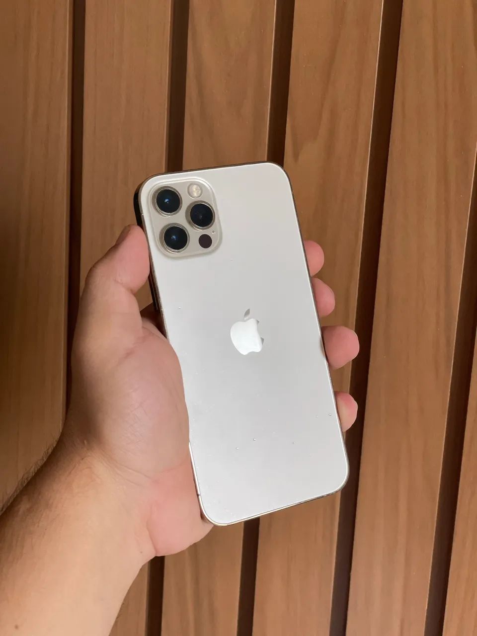 iPhone 12 Pro 256gb - Celulares e Smartphones - Pirapozinho