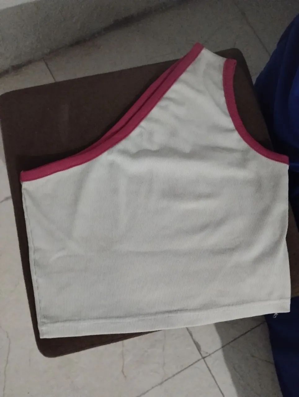 Blusas femininas diversas 