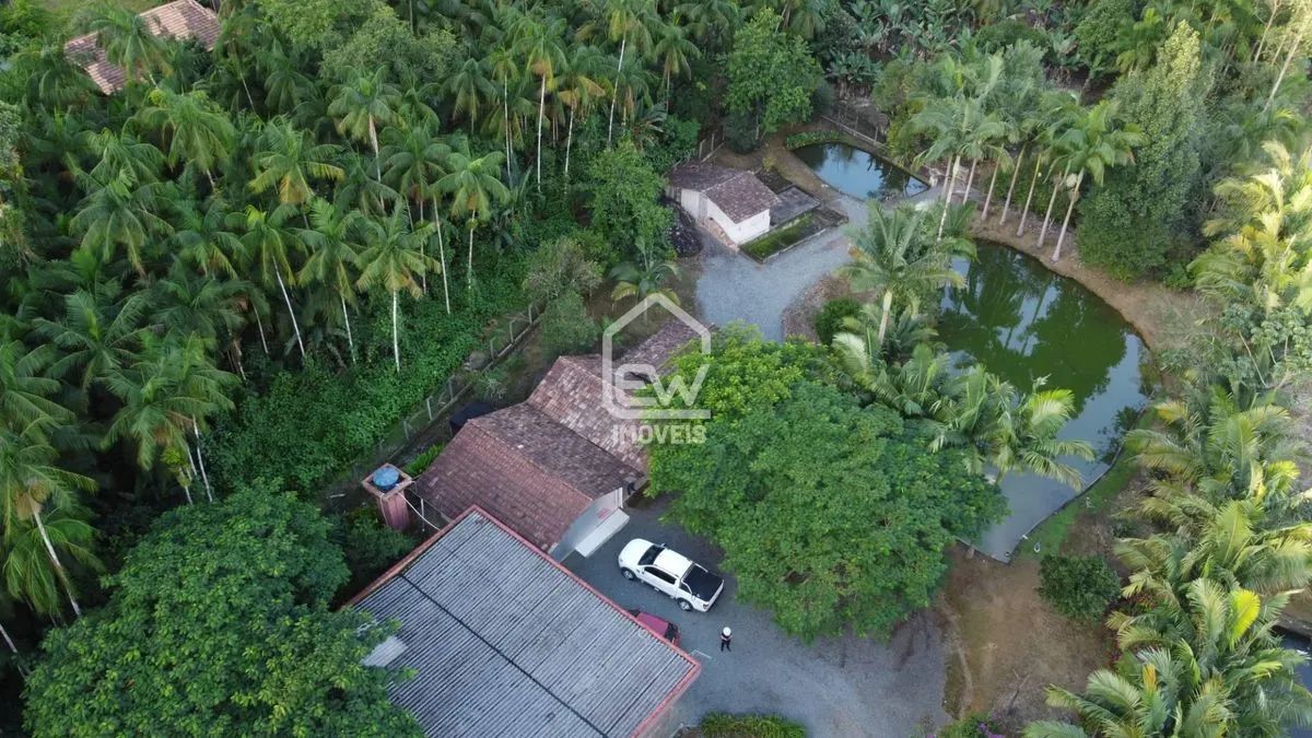 Sítio com 58.512m² em Schroeder/SC