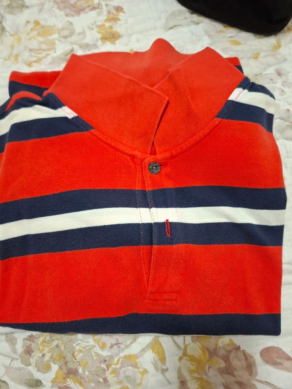 Camisa Polo listrada 