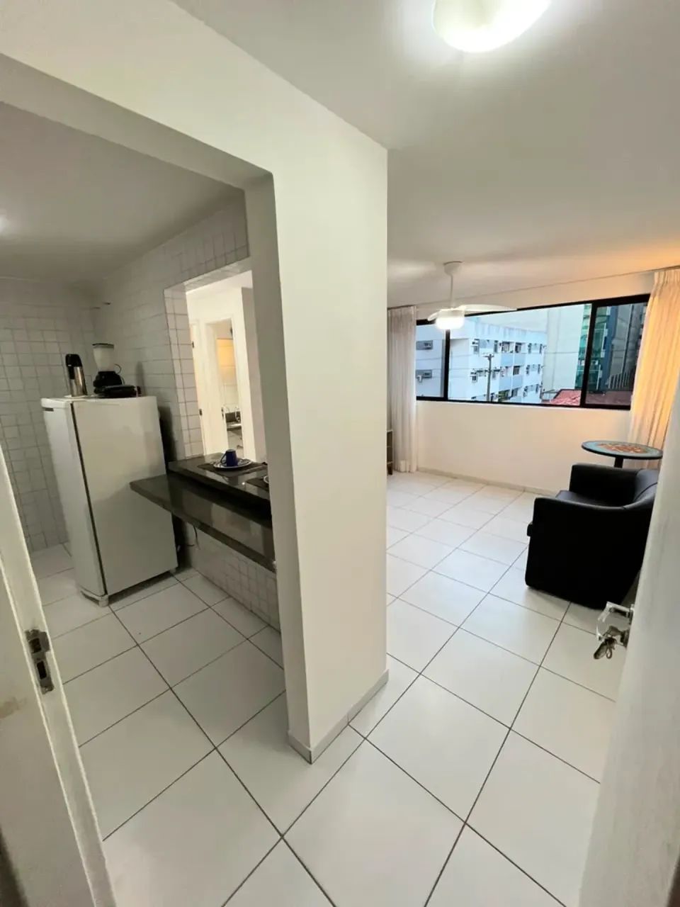 QUARTO E SALA MOBILIADO NA JATIUCA A POUCOS METROS DO MAR - Foto 3