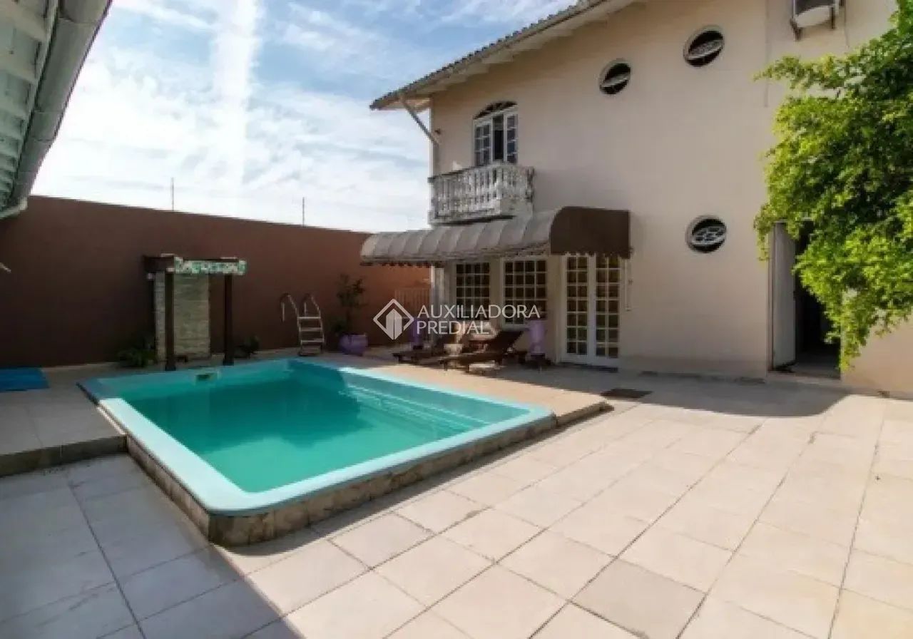 Casa com 3 Ssuítes e  à Venda, 289 m² - JARDIM ATLÂNTICO- FLORIANÓPOLIS-SC - Foto 4
