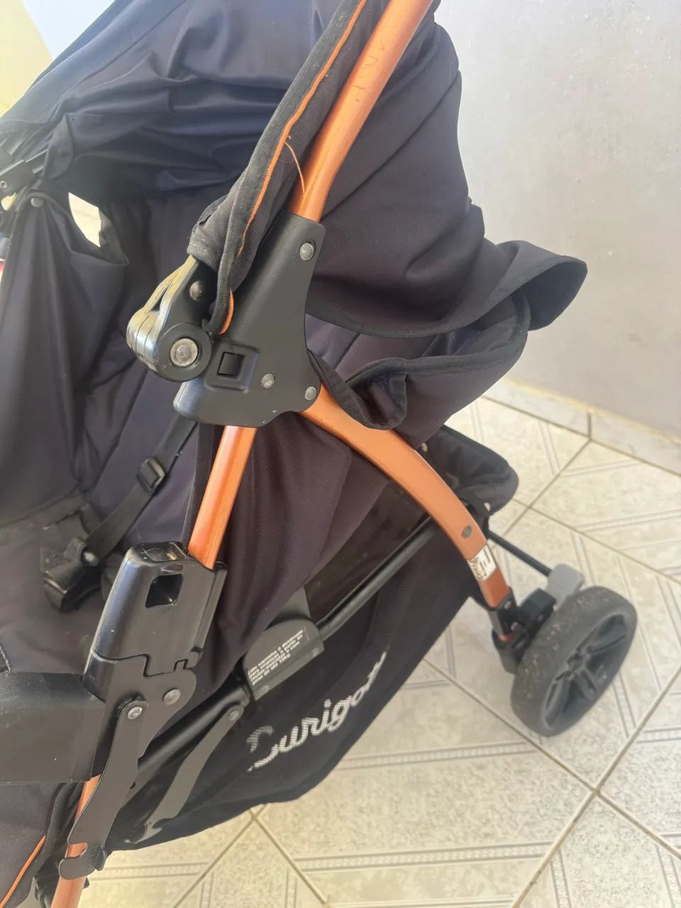 Carro de bebê Burigotto ( super conservado ) - Foto 4