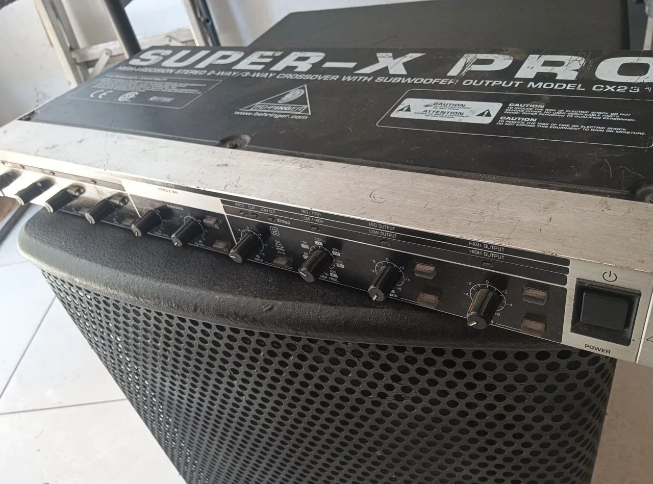 Crossover Behringer CX 2310 - Foto 2