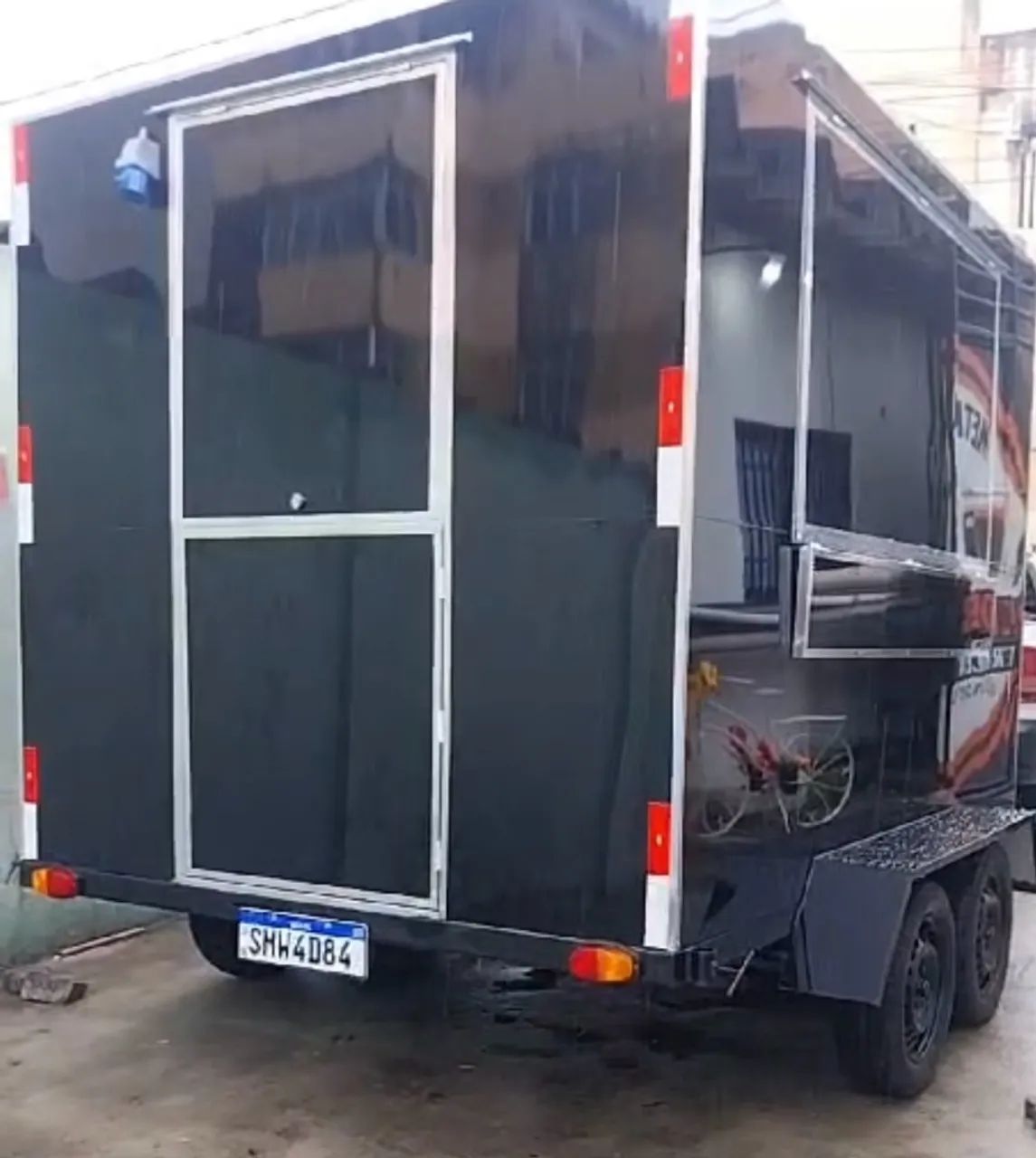 Trelher trucado emplacado pronto para trabalhar com lanches  - Foto 3